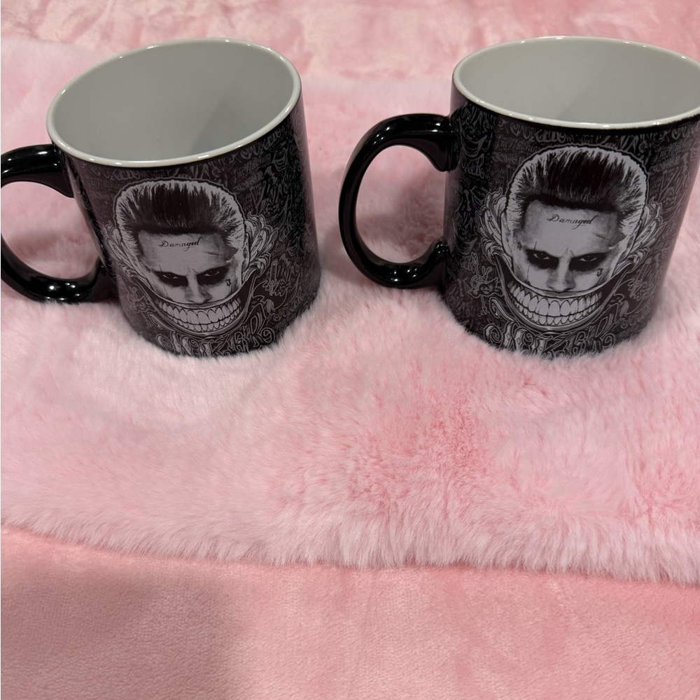 Coffee Mug Damaged Suicide Squad
Joker Skull Black White DC Comics Big
Warner